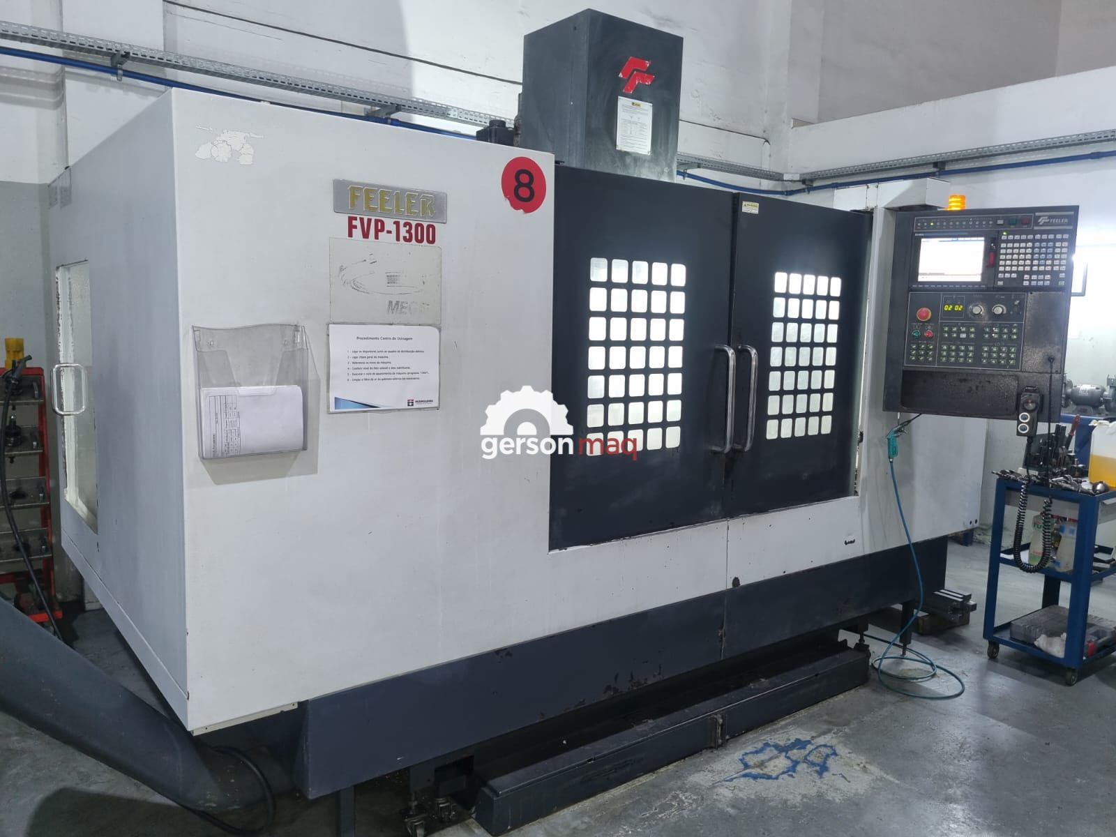 CENTRO DE USINAGEM FEELER FVP1300 - ANO 2011 - GUIAS LINEARES
